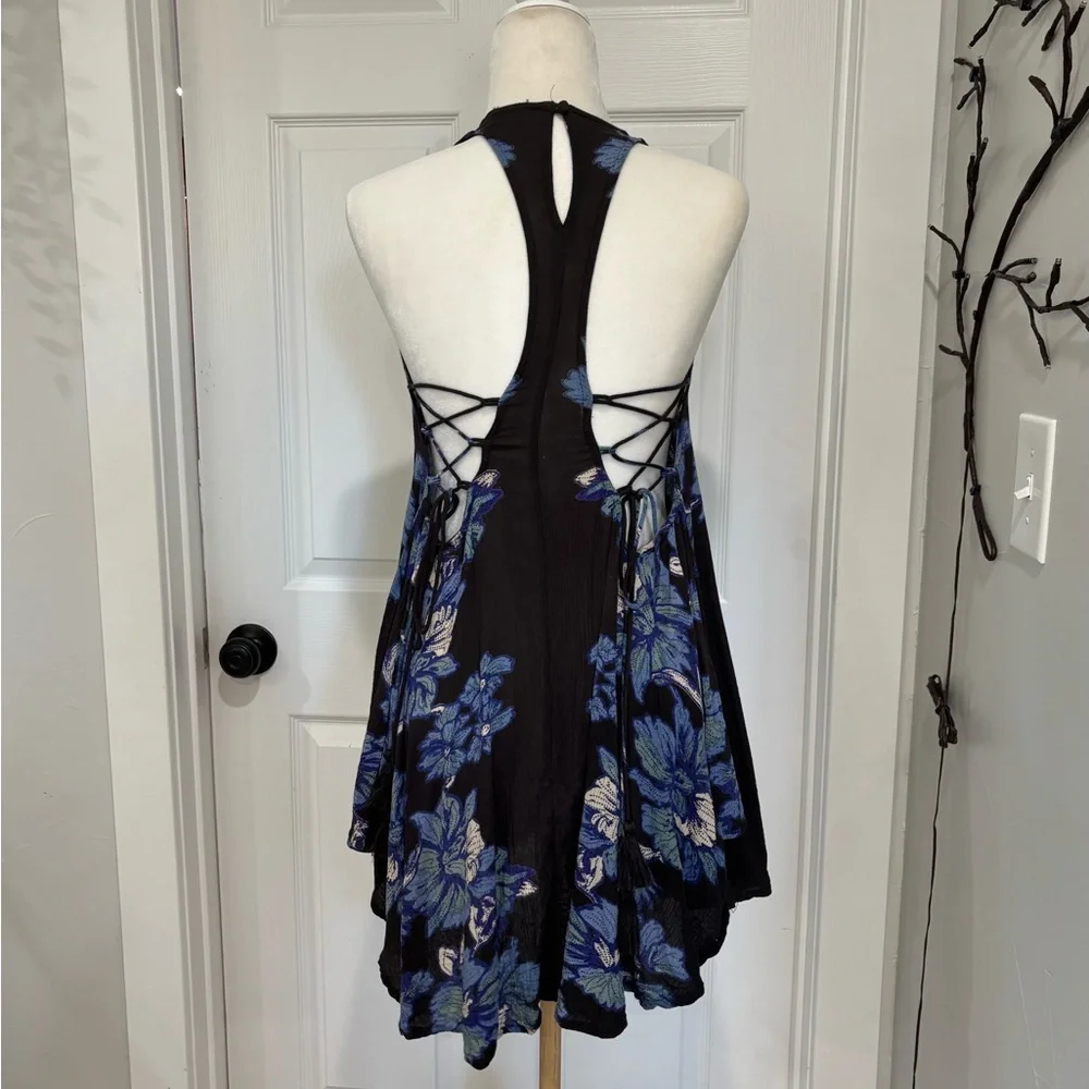 Free People Black Dress with Blue Floral Pattern - Picture 4 of 7